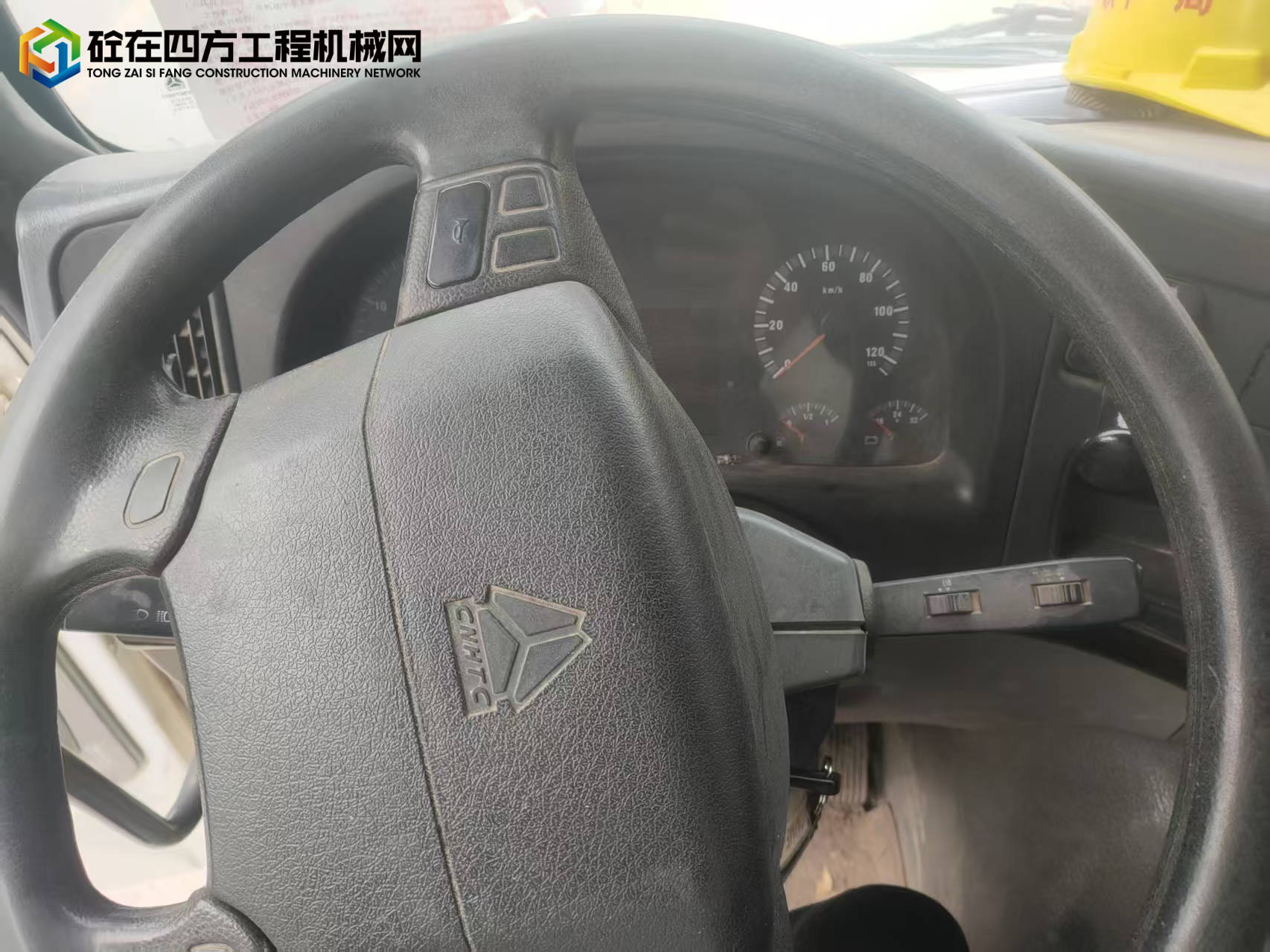 https://images.tongzsf.com/tong/truck_machine/20250424/16809a09f995da.jpg