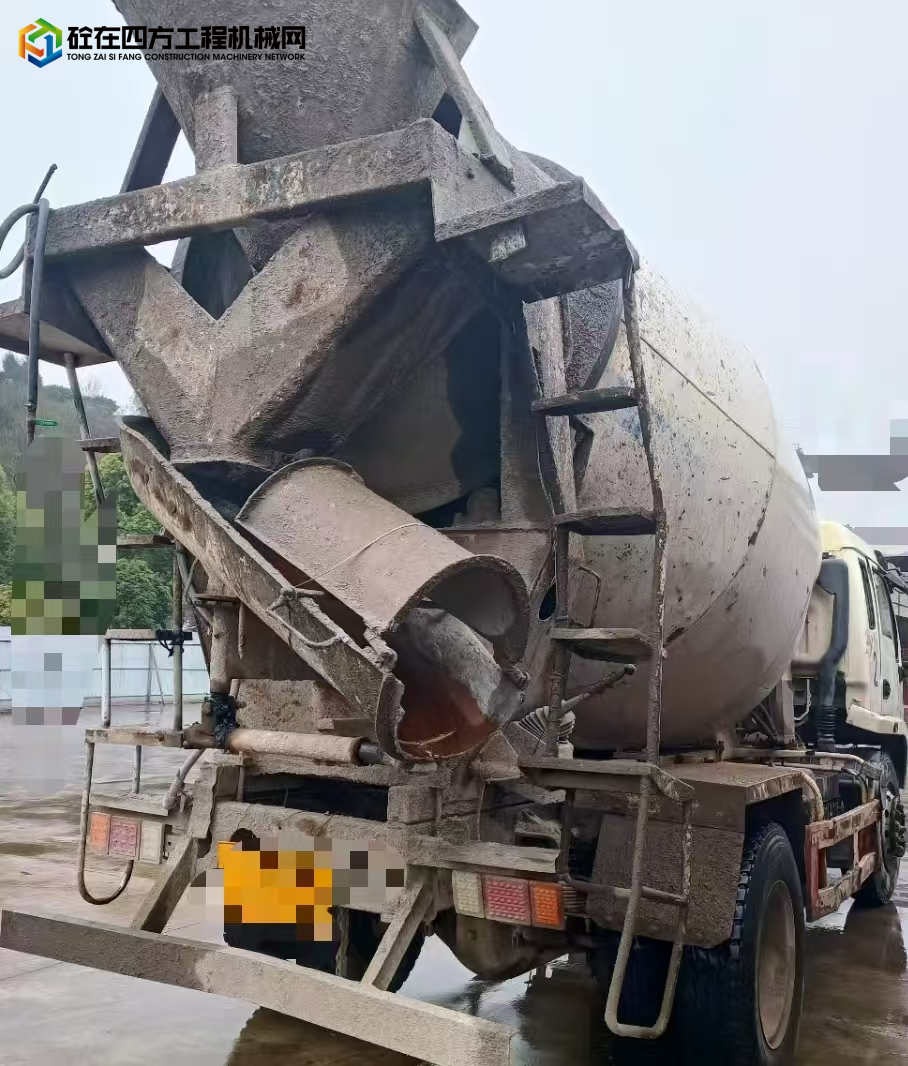 https://images.tongzsf.com/tong/truck_machine/20250425/1680ae5263b3af.jpg