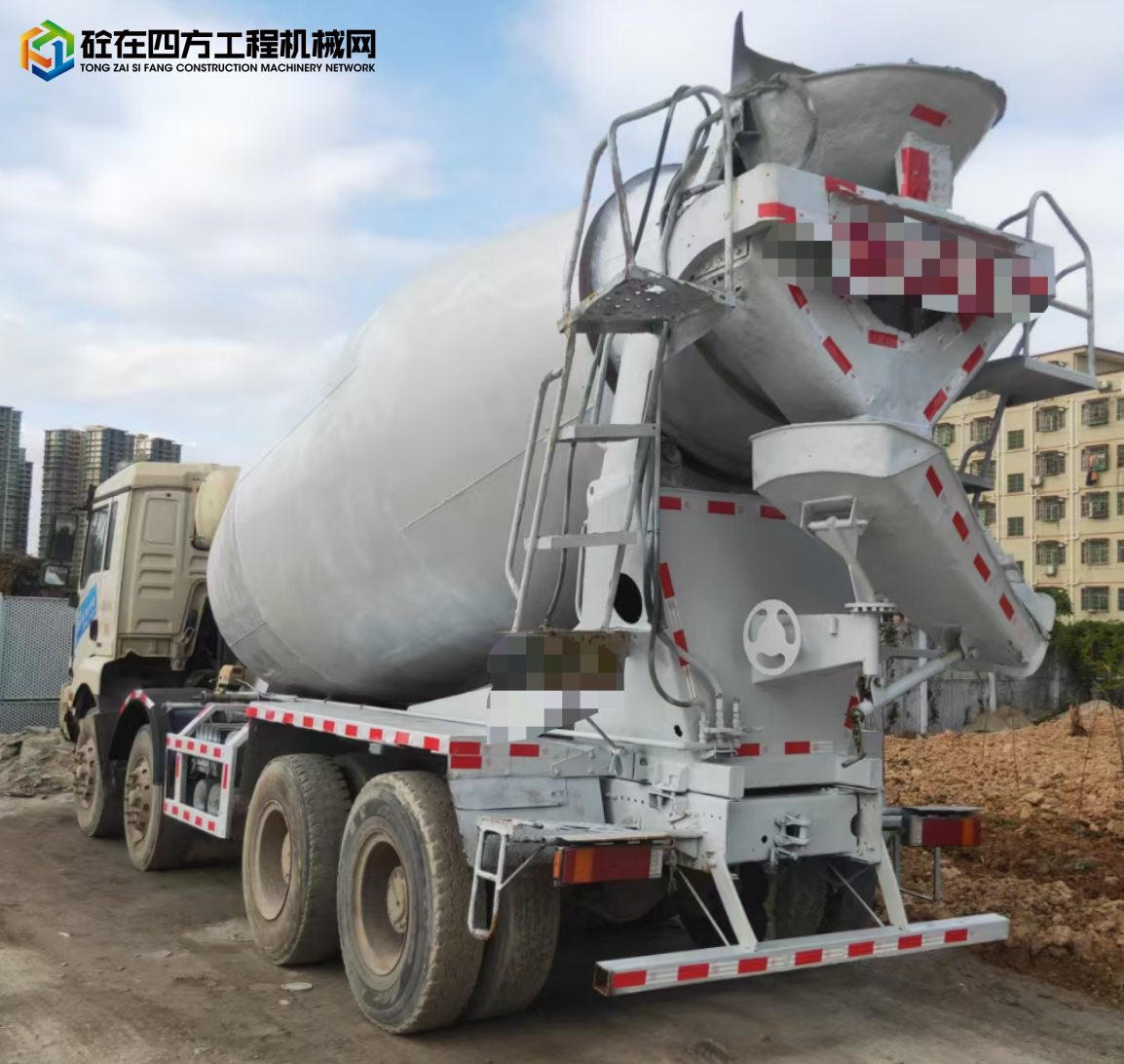 https://images.tongzsf.com/tong/truck_machine/20250425/1680b3f646cdf7.jpg
