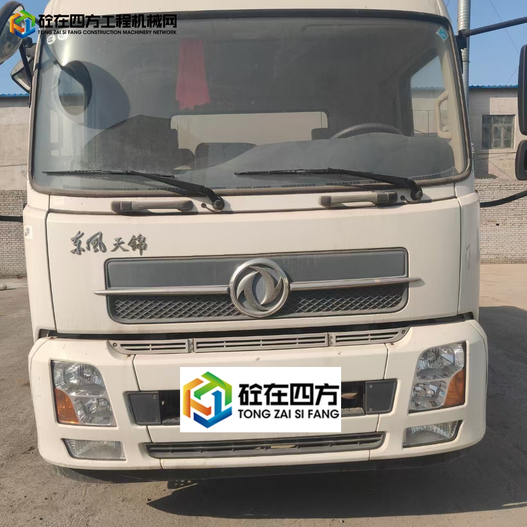https://images.tongzsf.com/tong/truck_machine/20250425/1680b5924ad7d6.jpg