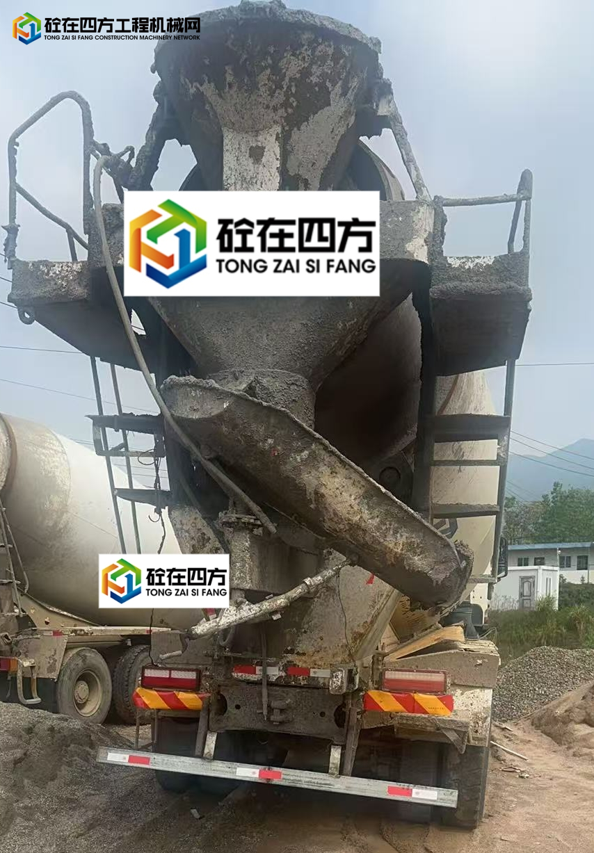 https://images.tongzsf.com/tong/truck_machine/20250426/1680c64fb0de8f.jpg