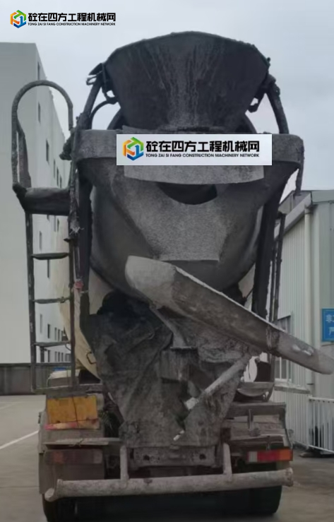 https://images.tongzsf.com/tong/truck_machine/20250426/1680c85af51497.jpg