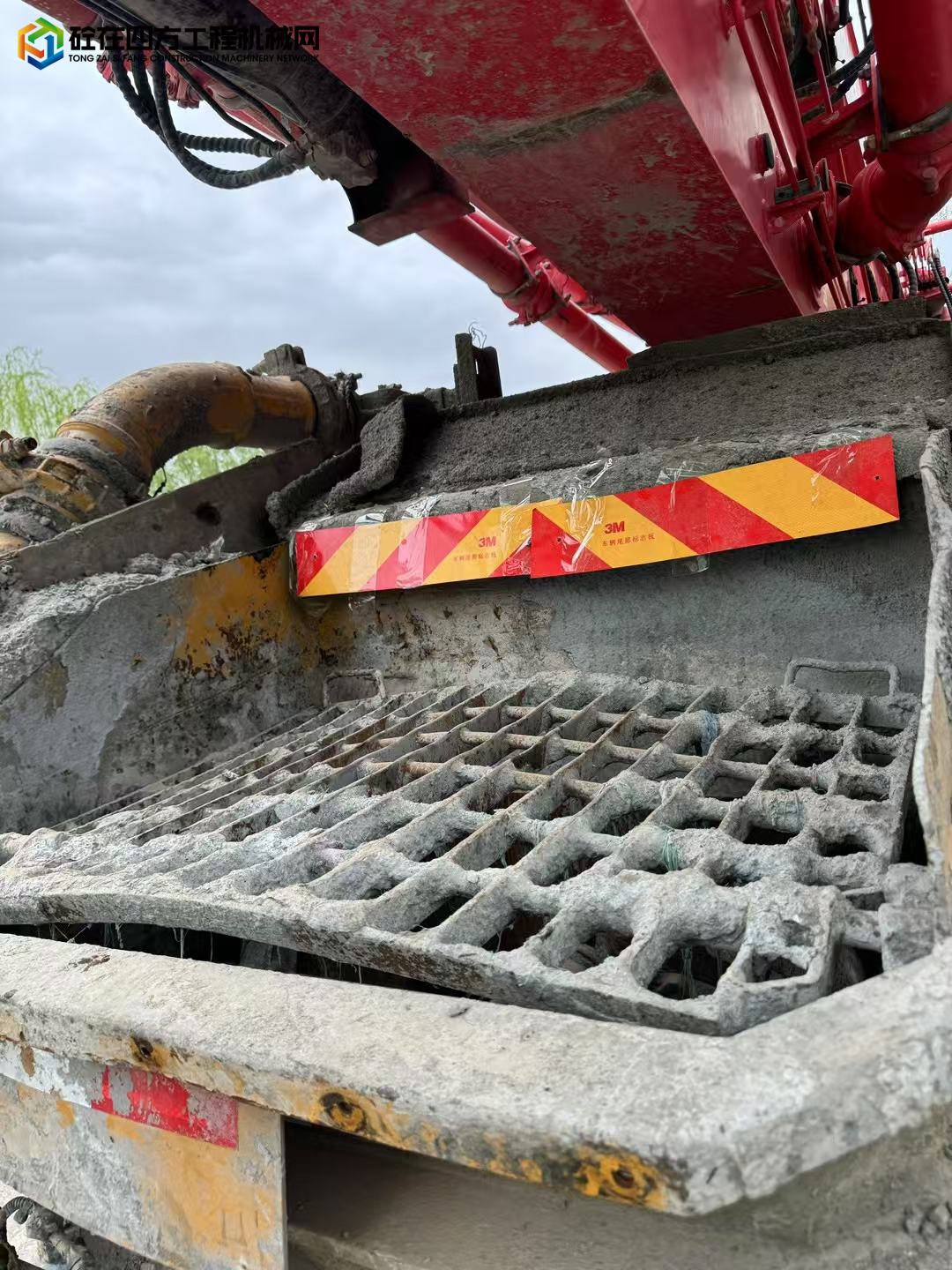 https://images.tongzsf.com/tong/truck_machine/20250426/1680cb8822f0b0.jpg