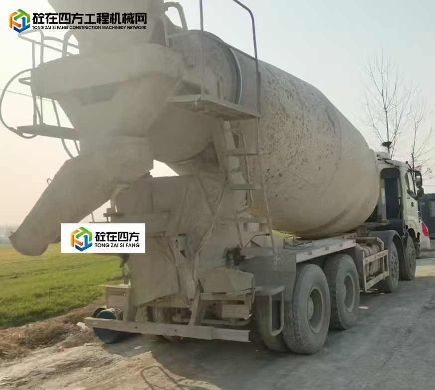 https://images.tongzsf.com/tong/truck_machine/20250428/1680f4d4b2d8ff.jpg