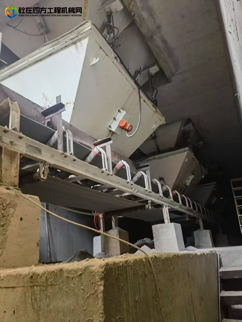 https://images.tongzsf.com/tong/truck_machine/20250428/1680f6d6f63423.jpg