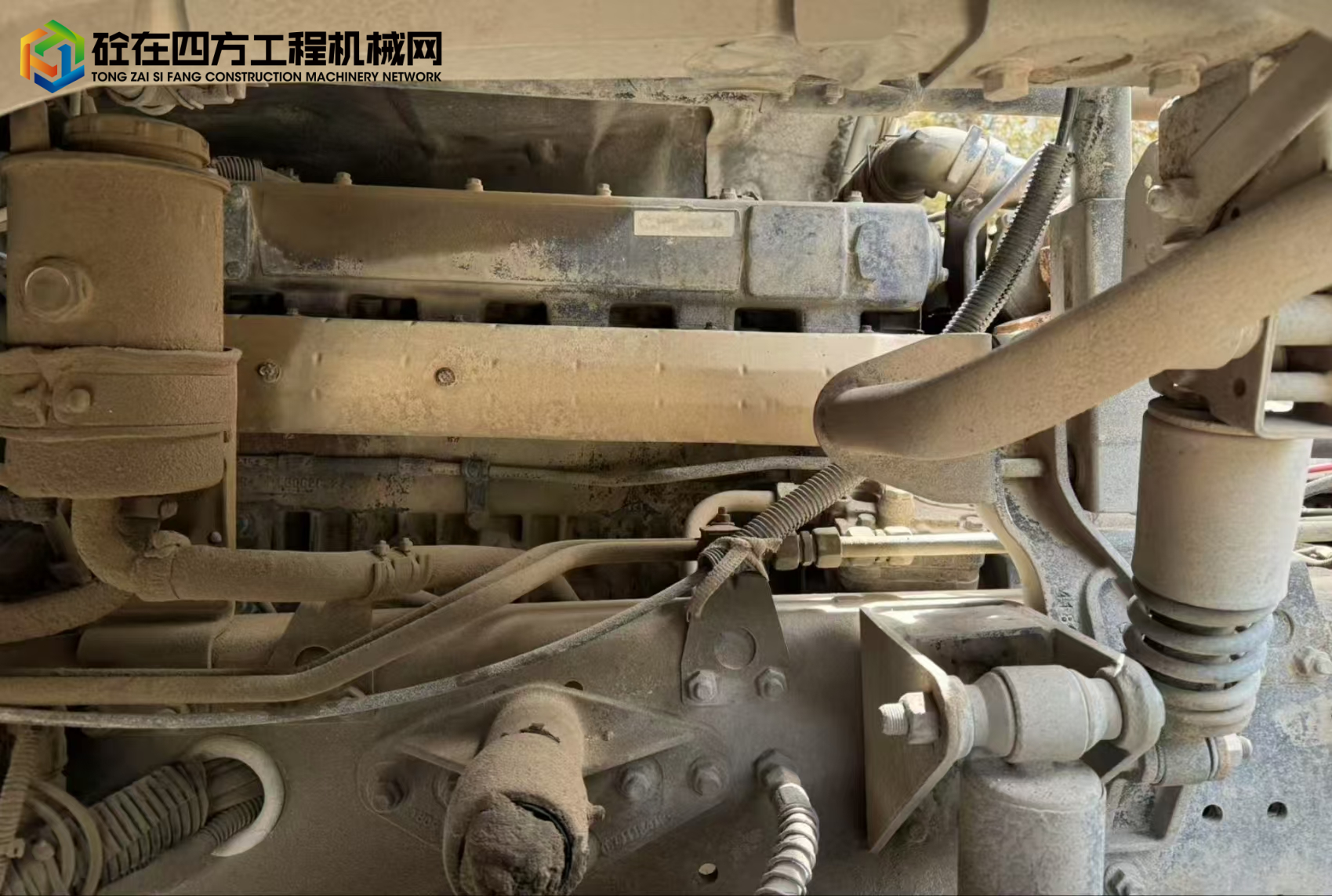 https://images.tongzsf.com/tong/truck_machine/20250429/1681045a4b01df.jpg