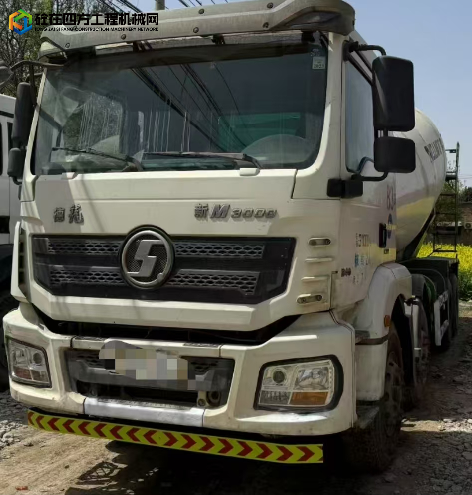 https://images.tongzsf.com/tong/truck_machine/20250429/168106a4131a2d.jpg