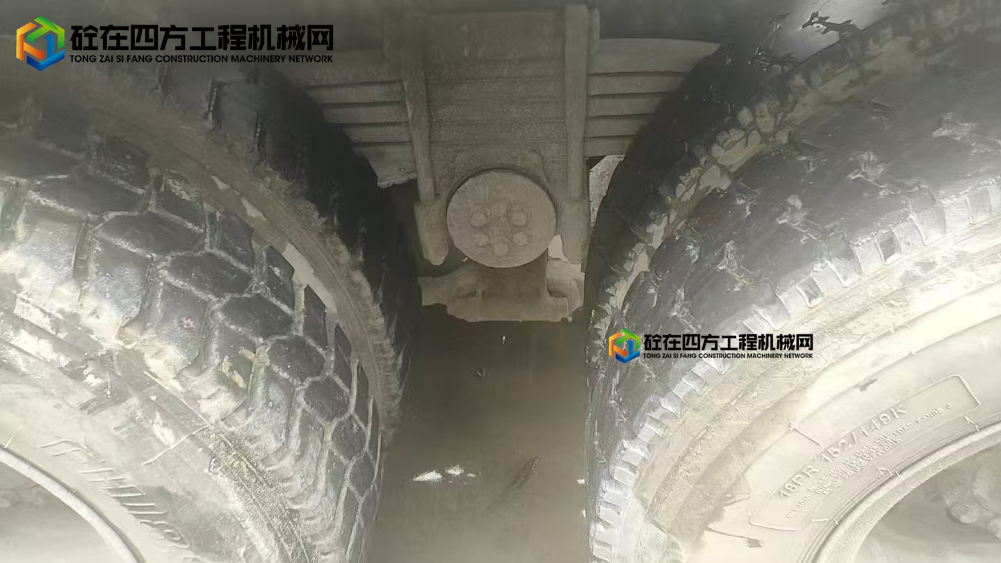 https://images.tongzsf.com/tong/truck_machine/20250430/16811917fec18e.jpg
