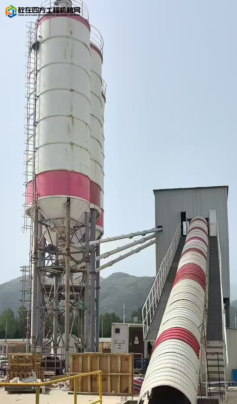 https://images.tongzsf.com/tong/truck_machine/20250430/16811bc251726d.jpg