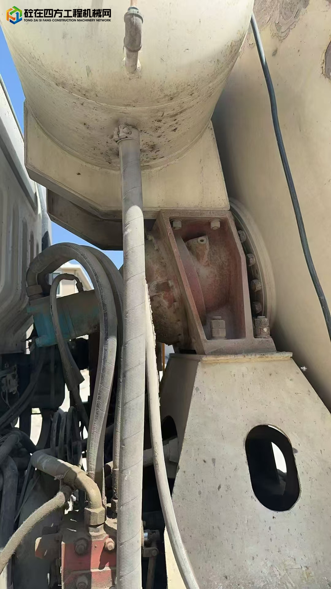 https://images.tongzsf.com/tong/truck_machine/20250430/16811d3aae375e.jpg