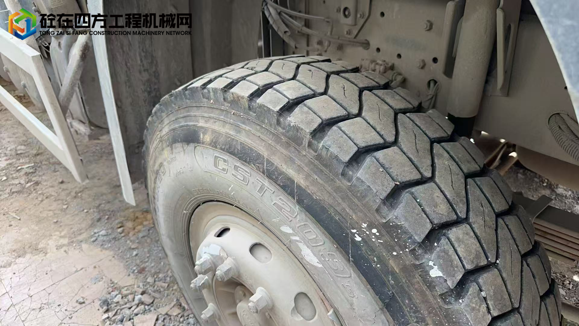https://images.tongzsf.com/tong/truck_machine/20250430/16811dae0a5de9.jpg