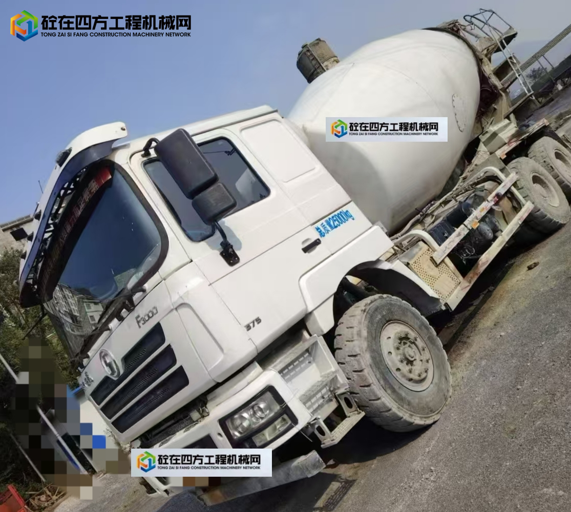 https://images.tongzsf.com/tong/truck_machine/20250501/1681304eed7979.jpg