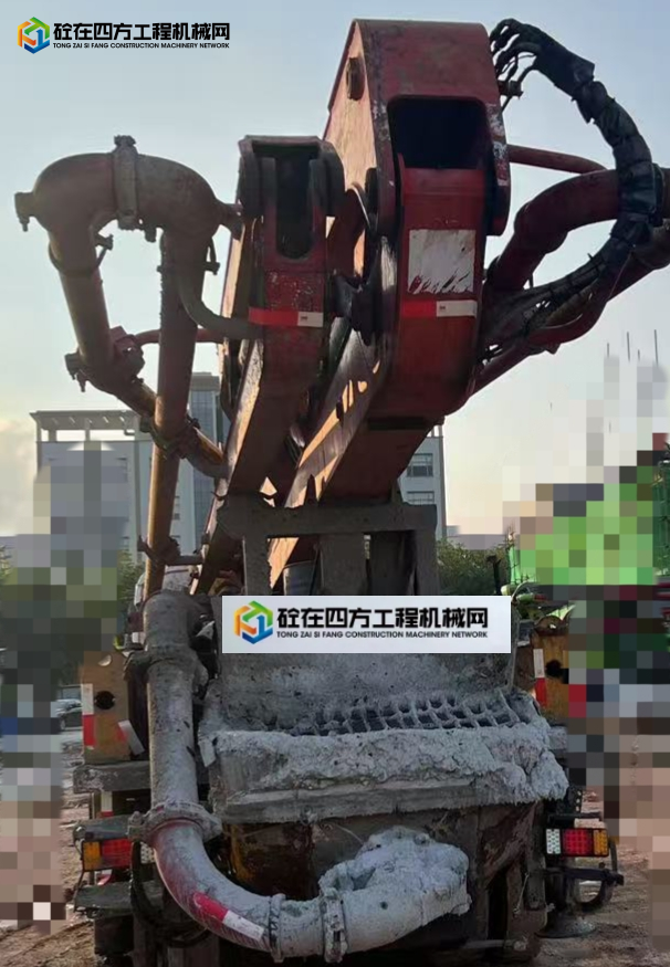 https://images.tongzsf.com/tong/truck_machine/20250505/1681882c4d8946.jpg
