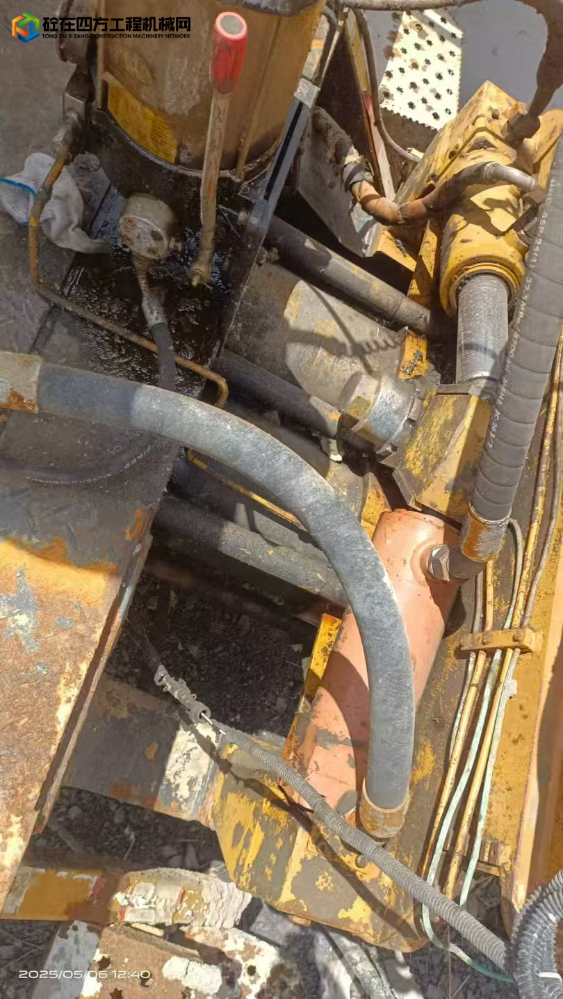 https://images.tongzsf.com/tong/truck_machine/20250506/16819bd250da92.jpg