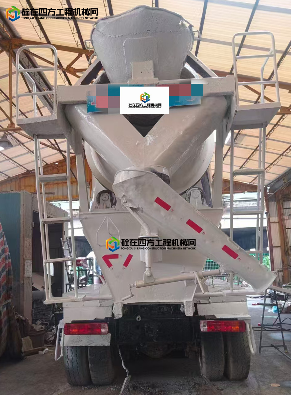 https://images.tongzsf.com/tong/truck_machine/20250507/1681ad0f998c66.jpg