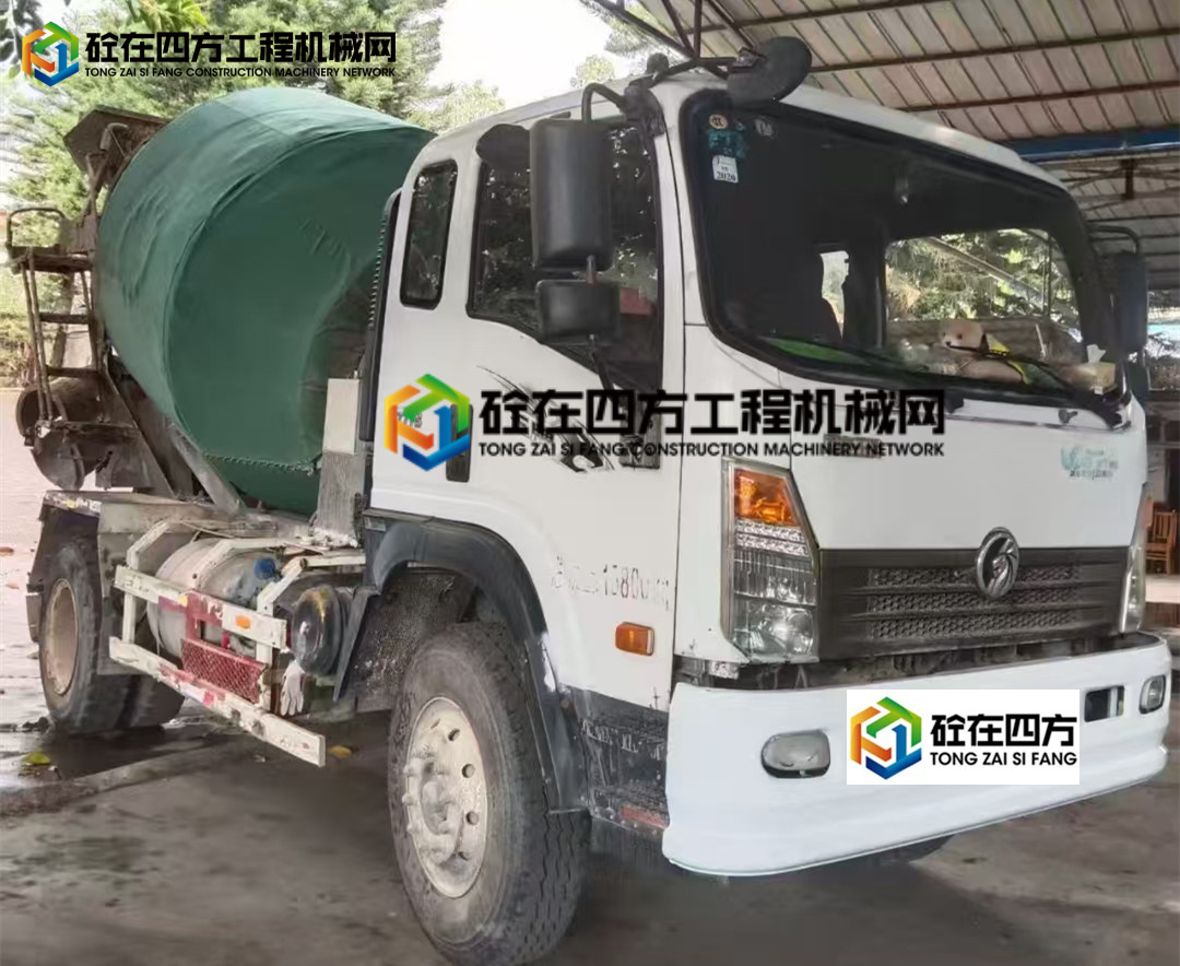 https://images.tongzsf.com/tong/truck_machine/20250507/1681b0b282e8c3.jpg