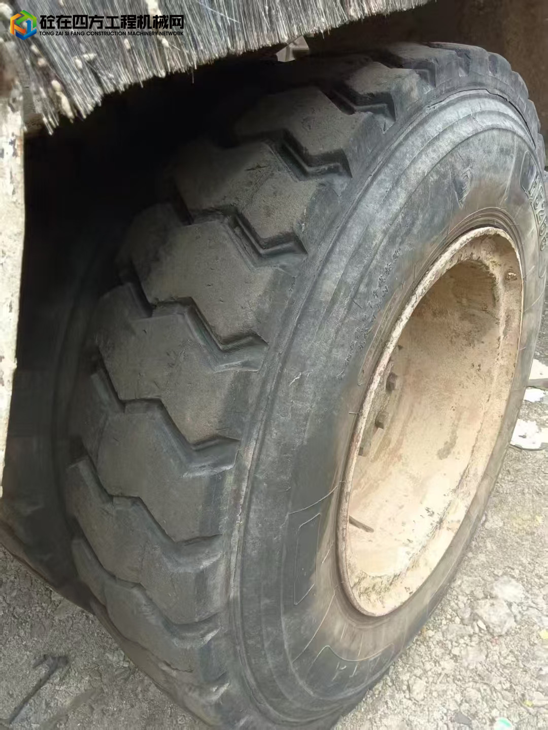 https://images.tongzsf.com/tong/truck_machine/20250507/1681b0b4a55be3.jpg