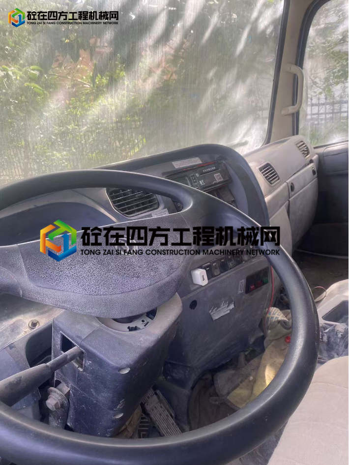 https://images.tongzsf.com/tong/truck_machine/20250507/1681b13f4481ea.png