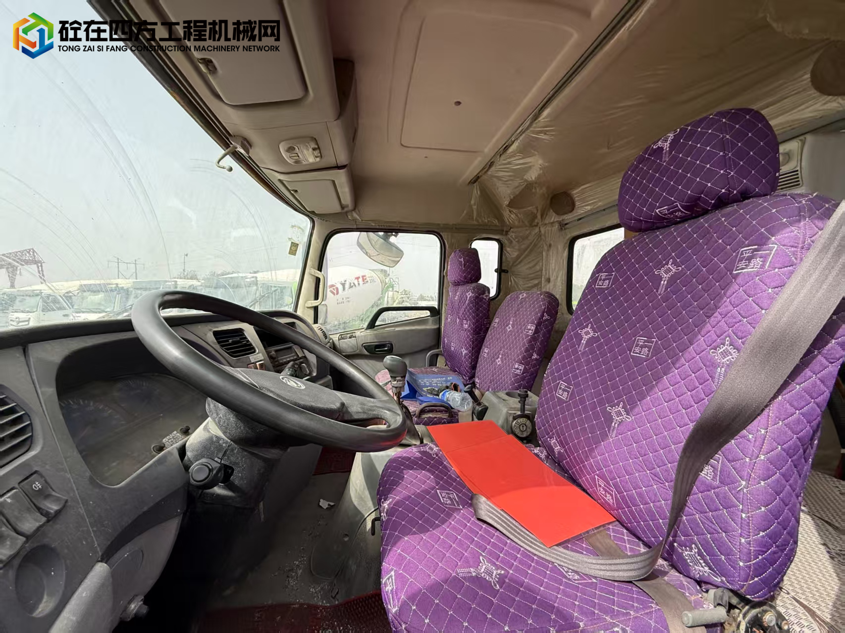 https://images.tongzsf.com/tong/truck_machine/20250507/1681b2acbba528.jpg