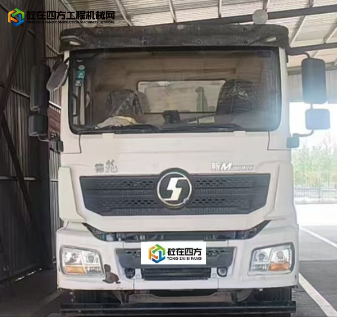 https://images.tongzsf.com/tong/truck_machine/20250508/1681c4ca10da6e.jpg