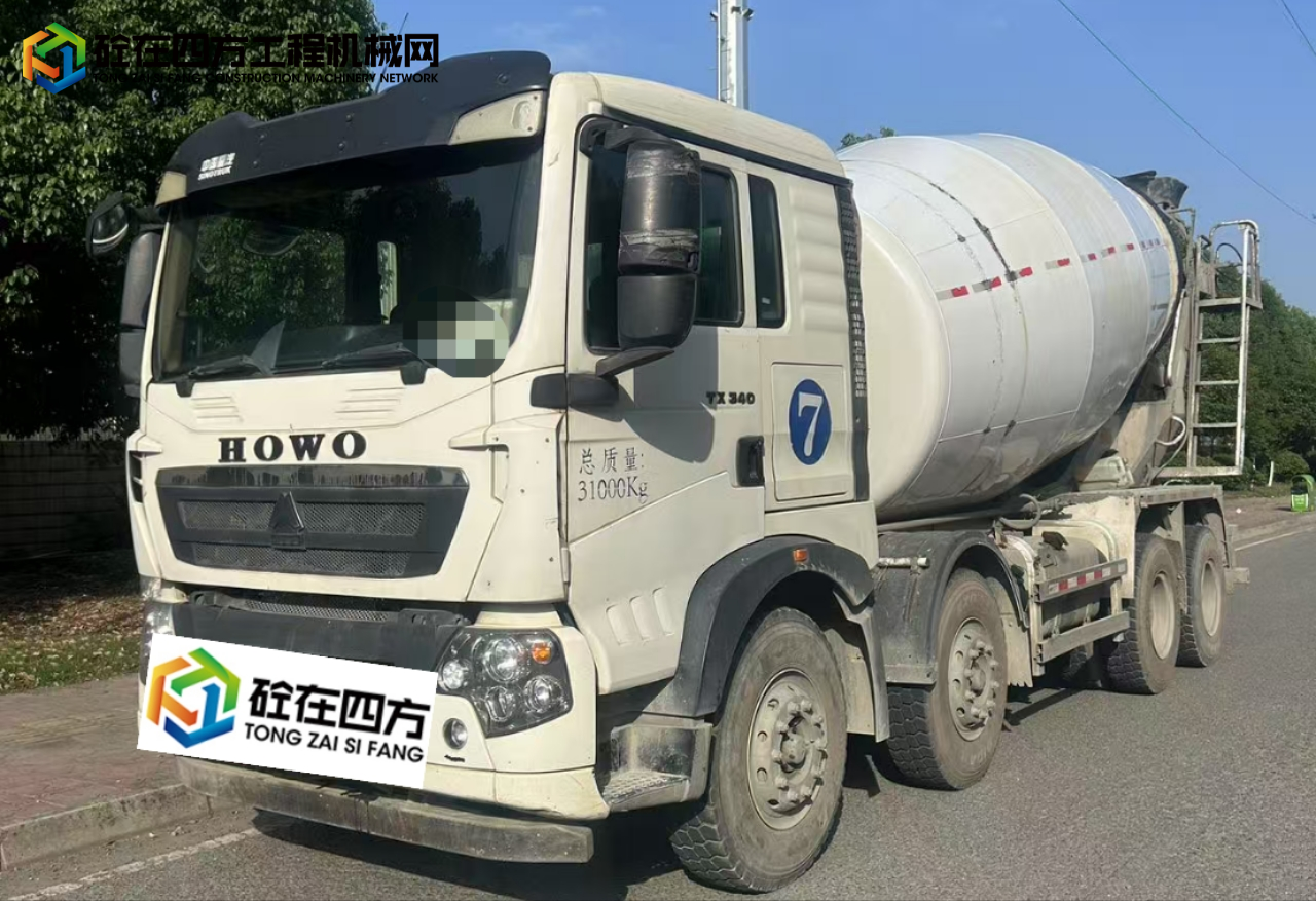 https://images.tongzsf.com/tong/truck_machine/20250509/1681d4f50bbc42.jpg