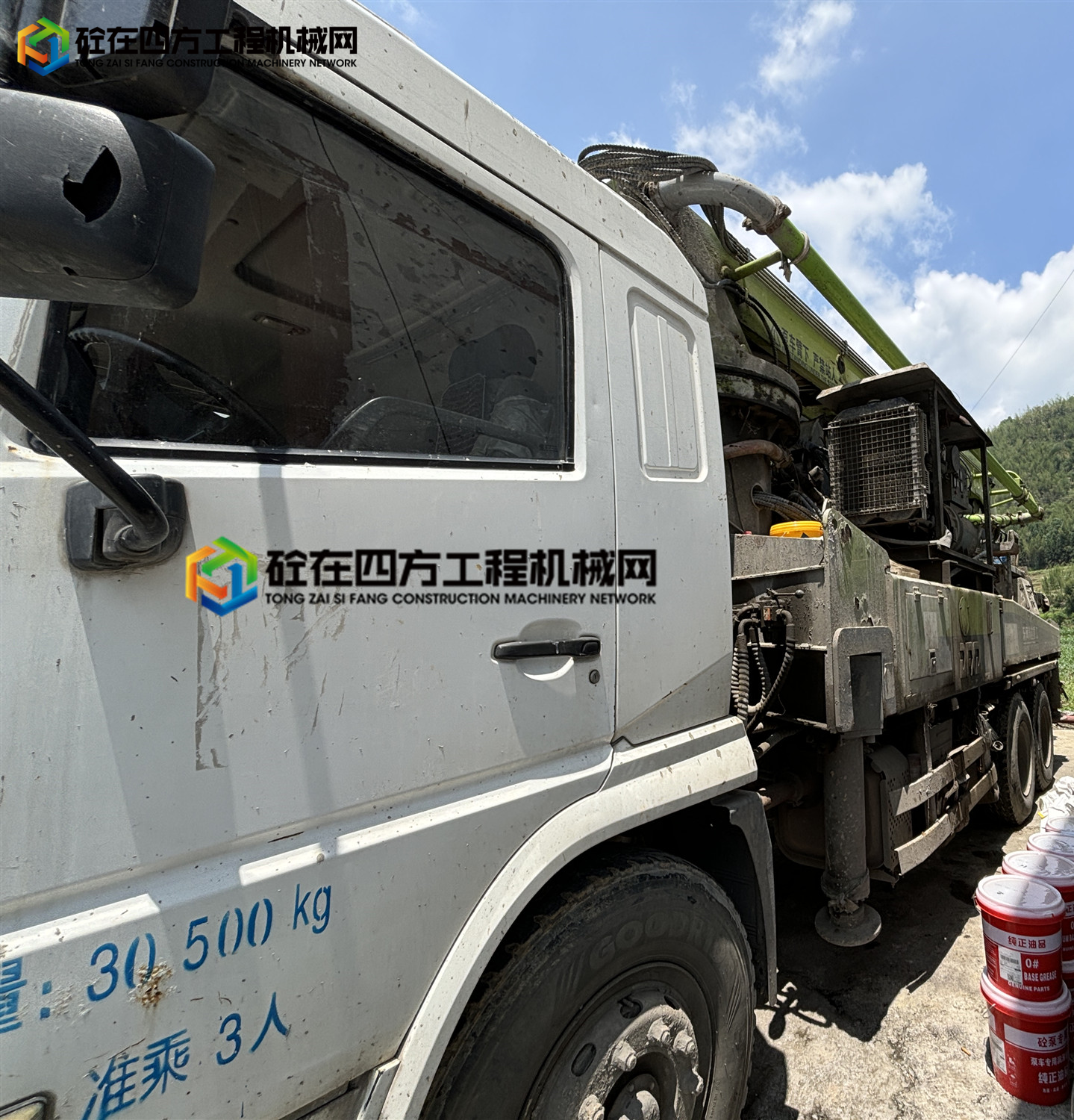 https://images.tongzsf.com/tong/truck_machine/20250509/1681d6fdb37cad.jpg