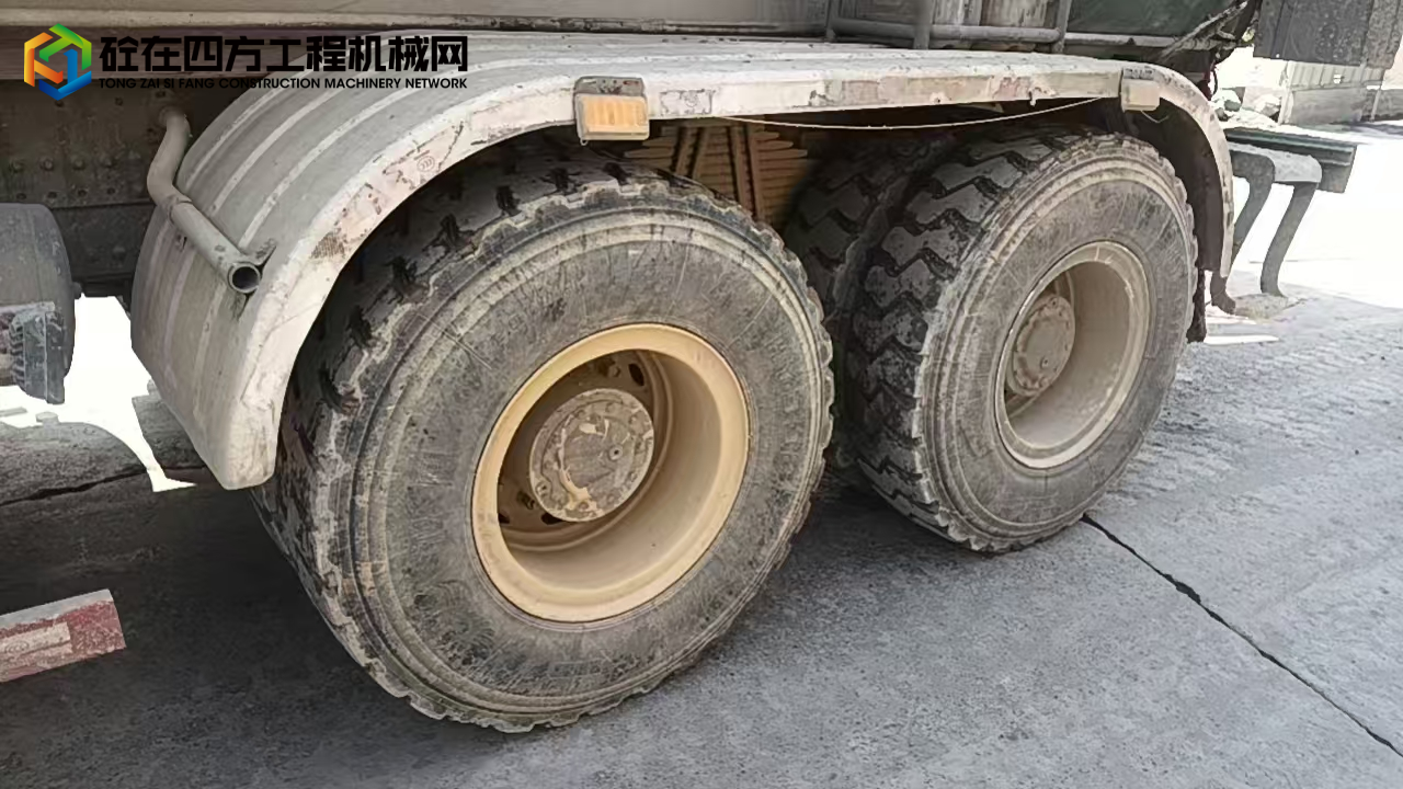 https://images.tongzsf.com/tong/truck_machine/20250509/1681d7835270a9.jpg
