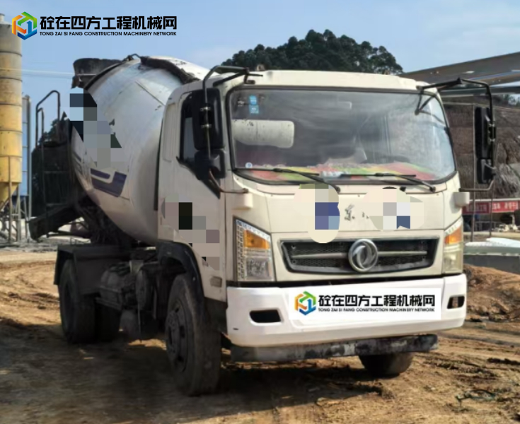 https://images.tongzsf.com/tong/truck_machine/20250509/1681d99152496f.jpg