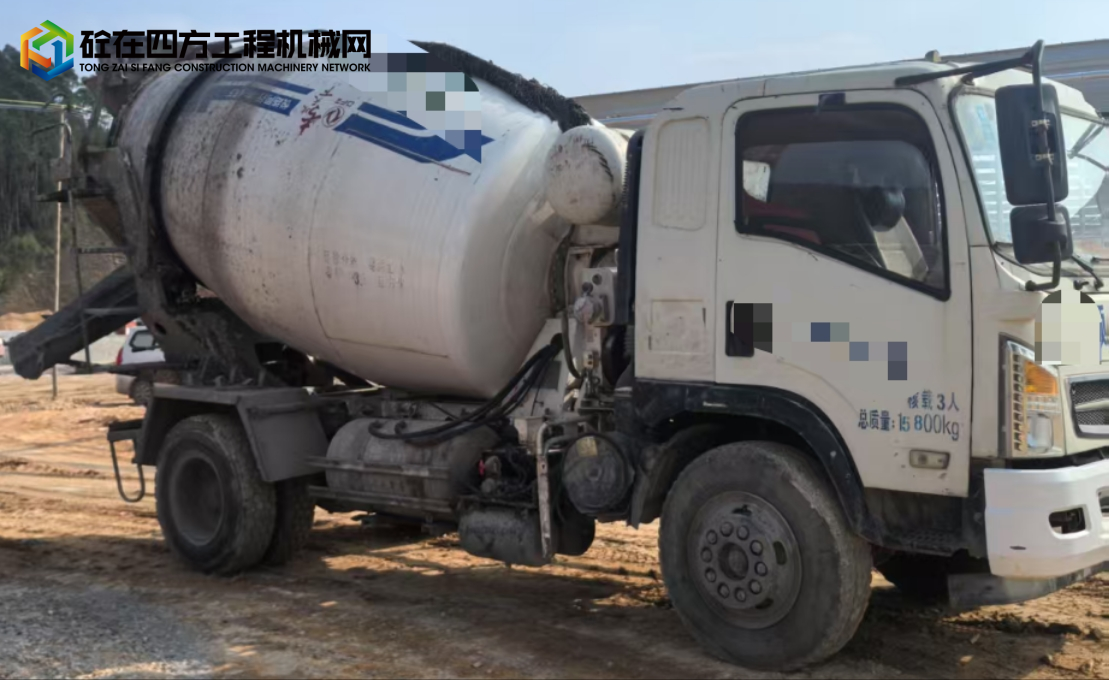 https://images.tongzsf.com/tong/truck_machine/20250509/1681d9915efc56.jpg