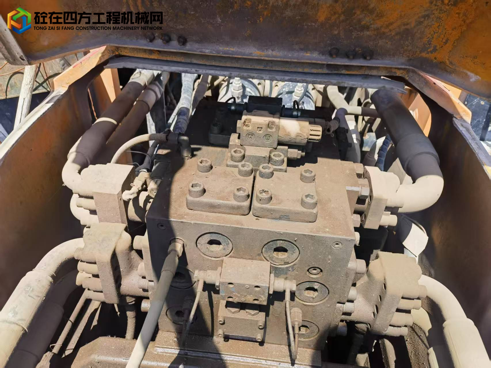 https://images.tongzsf.com/tong/truck_machine/20250509/1681deaf2b338c.jpg