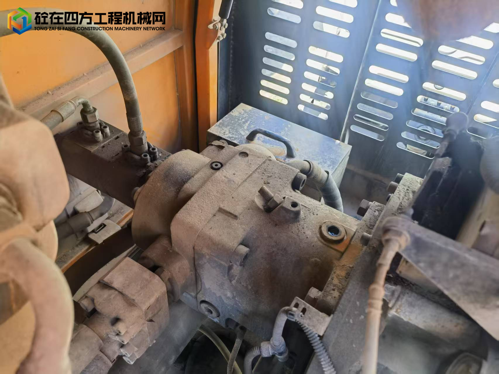 https://images.tongzsf.com/tong/truck_machine/20250509/1681deaf732c2f.jpg