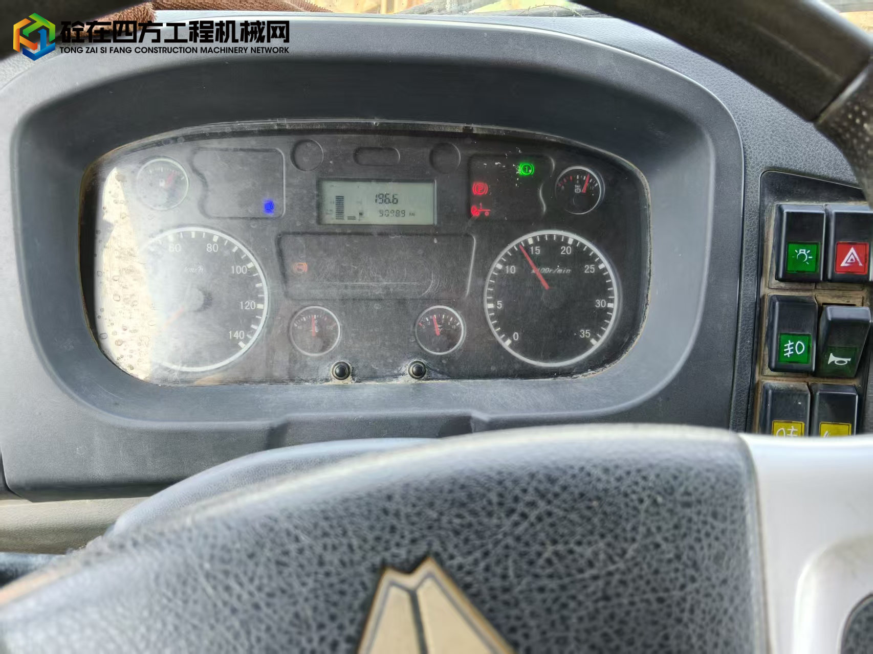 https://images.tongzsf.com/tong/truck_machine/20250510/1681f171077361.jpg