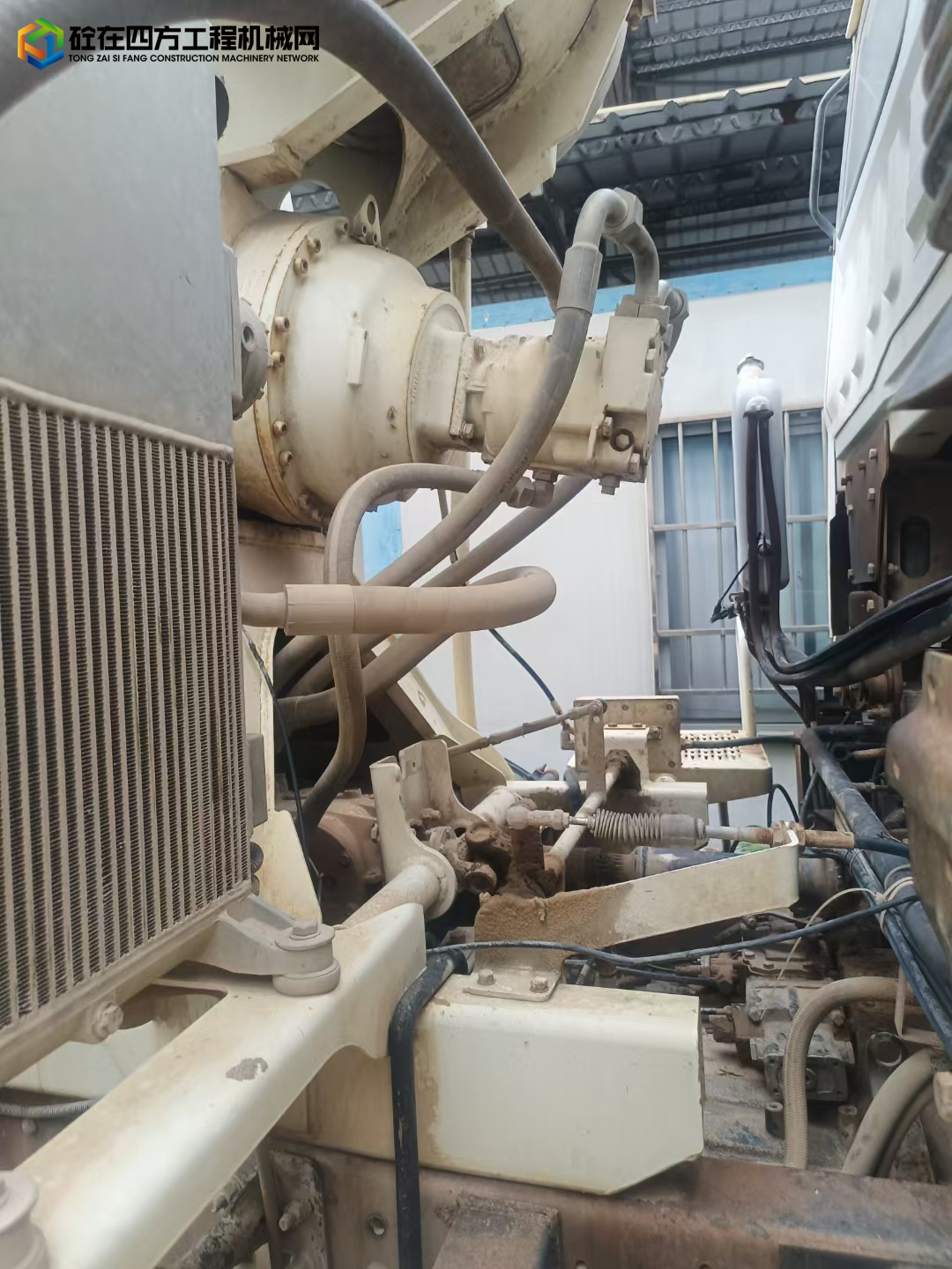 https://images.tongzsf.com/tong/truck_machine/20250510/1681f58b13e918.jpg