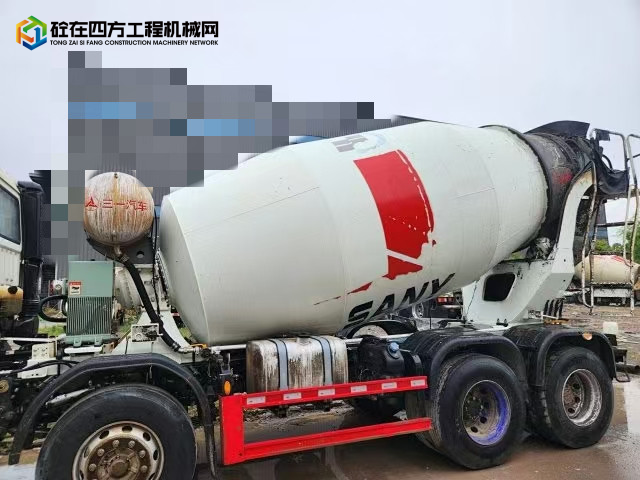 https://images.tongzsf.com/tong/truck_machine/20250512/16821c6d4ac92c.jpg