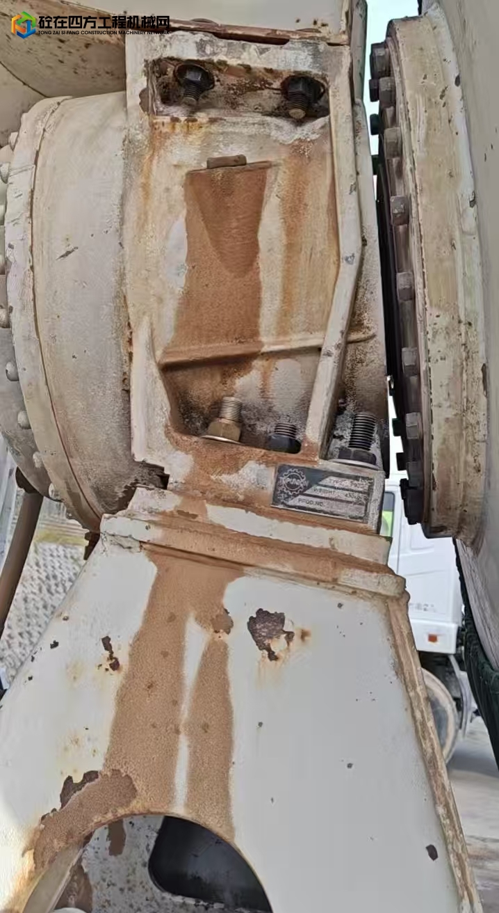 https://images.tongzsf.com/tong/truck_machine/20250514/16823ed90614c2.jpg