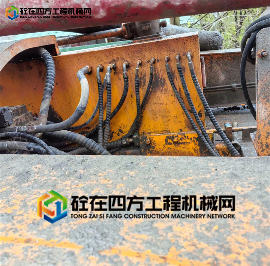 https://images.tongzsf.com/tong/truck_machine/20250514/168244a3326454.jpg