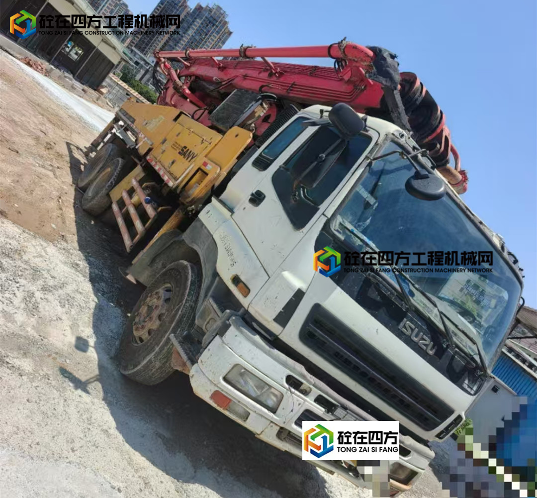 https://images.tongzsf.com/tong/truck_machine/20250514/1682457b8c6b22.jpg