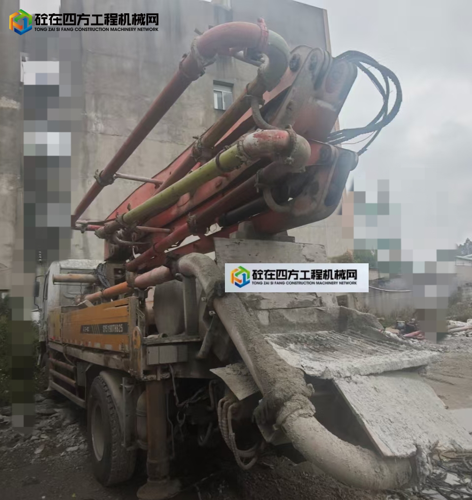 https://images.tongzsf.com/tong/truck_machine/20250515/1682584762c52f.jpg