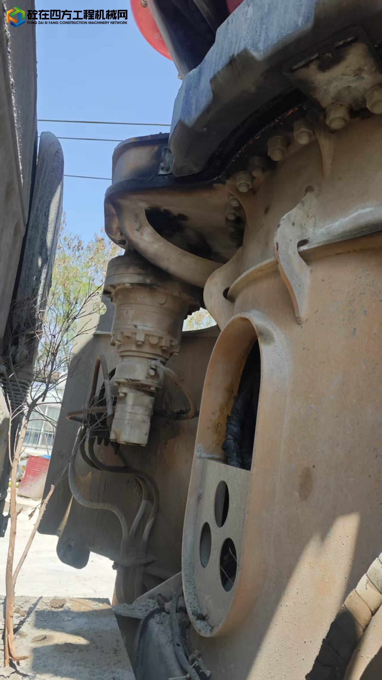 https://images.tongzsf.com/tong/truck_machine/20250515/168258ab3c353a.jpg