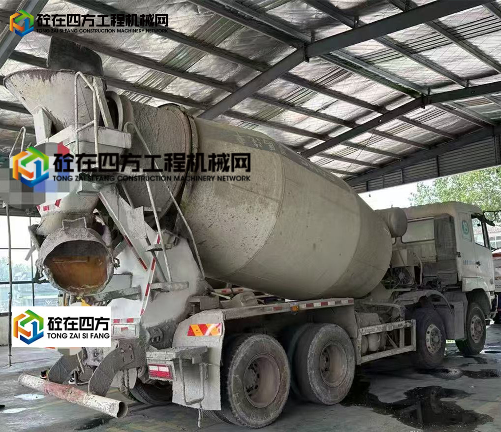 https://images.tongzsf.com/tong/truck_machine/20250516/16826f73d47301.jpg