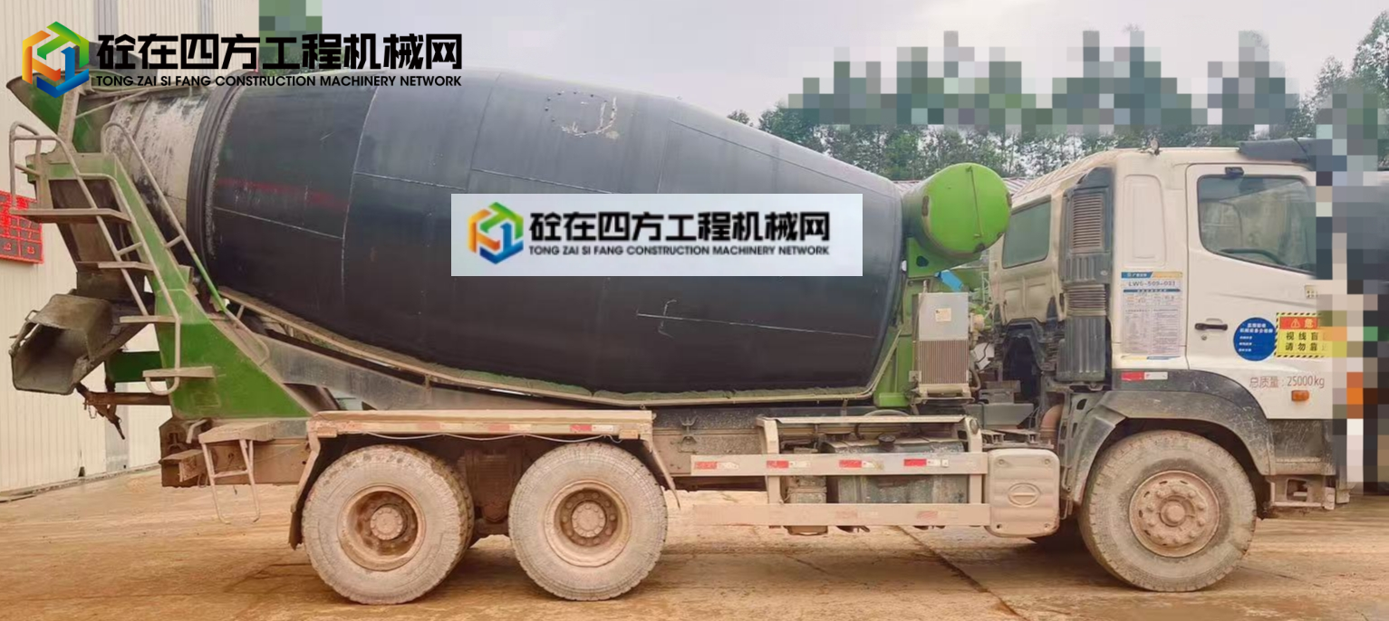 https://images.tongzsf.com/tong/truck_machine/20250519/1682ac2ca7bb5e.jpg