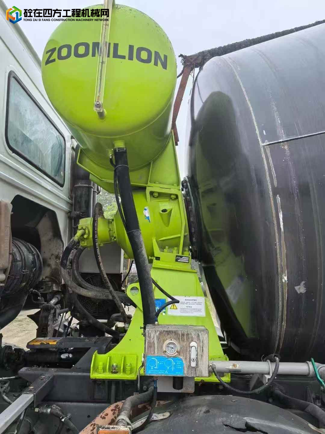 https://images.tongzsf.com/tong/truck_machine/20250519/1682ac84232fa4.jpg