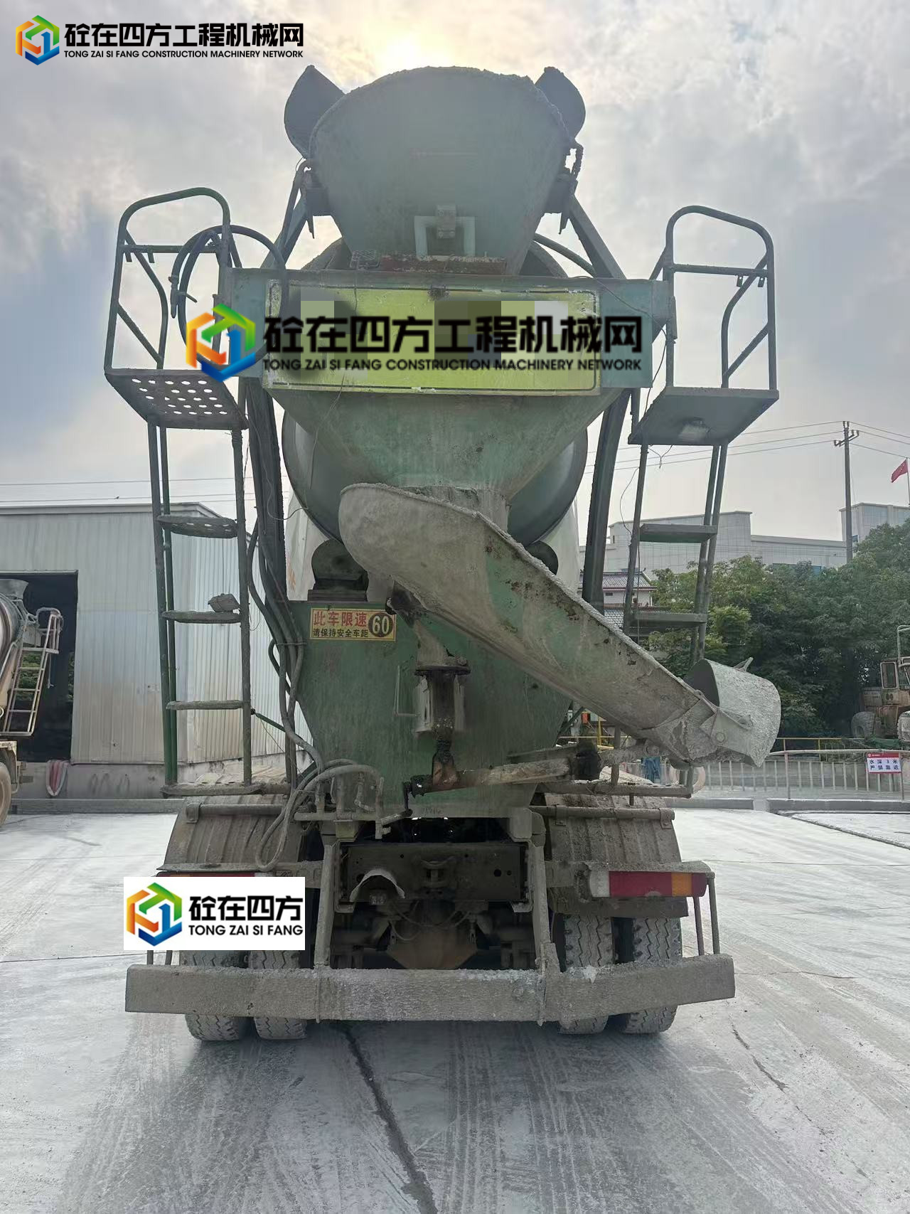 https://images.tongzsf.com/tong/truck_machine/20250519/1682ad05869536.jpg