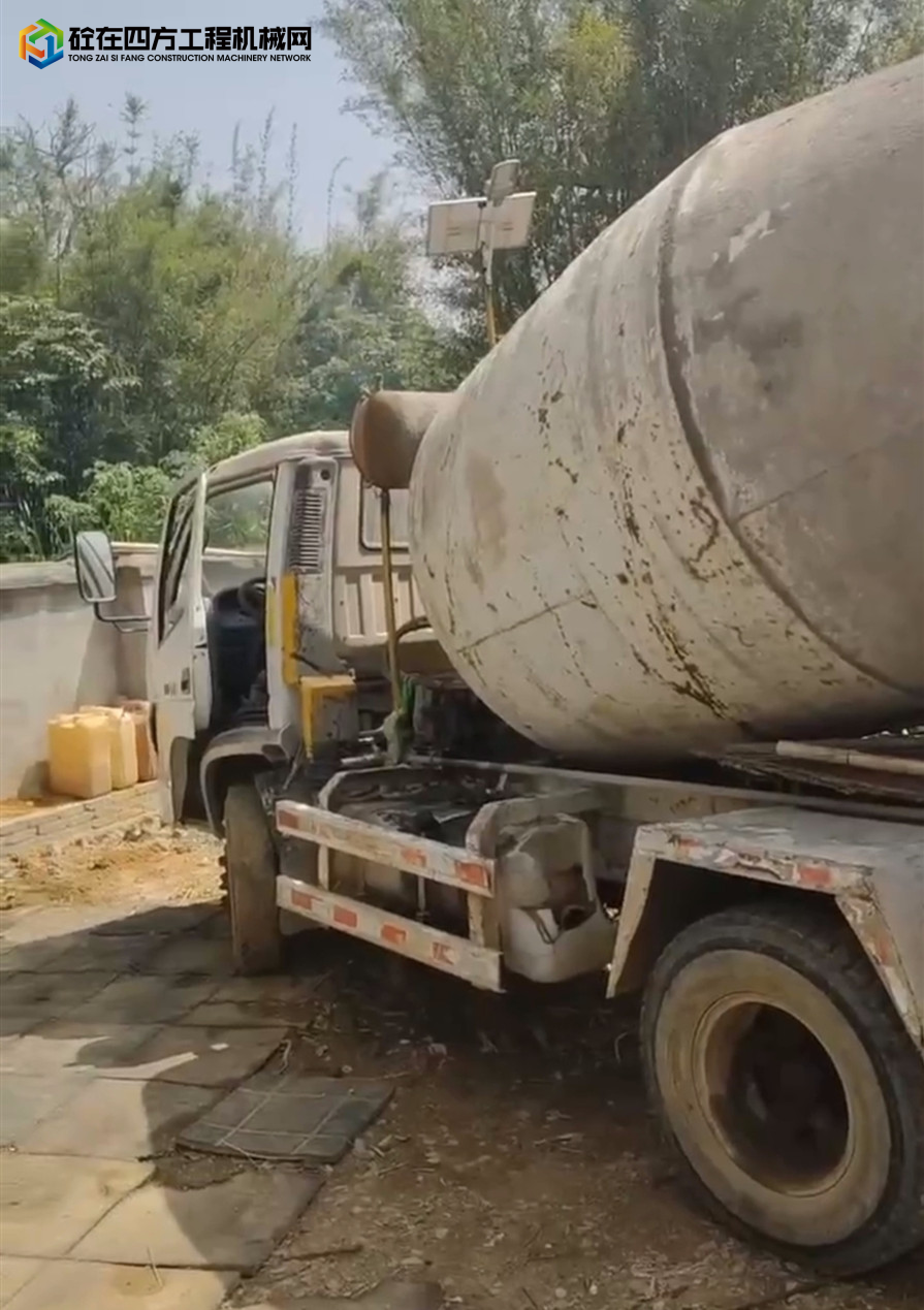 https://images.tongzsf.com/tong/truck_machine/20250519/1682ad249b5f79.jpg