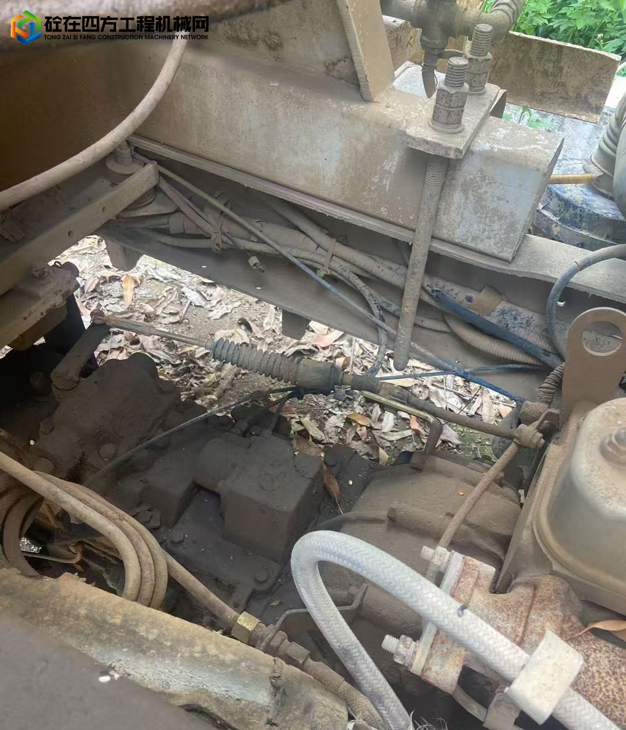 https://images.tongzsf.com/tong/truck_machine/20250519/1682ad27231bfb.jpg