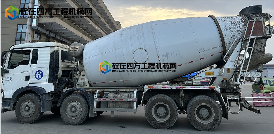 https://images.tongzsf.com/tong/truck_machine/20250519/1682ae23c62bfd.jpg
