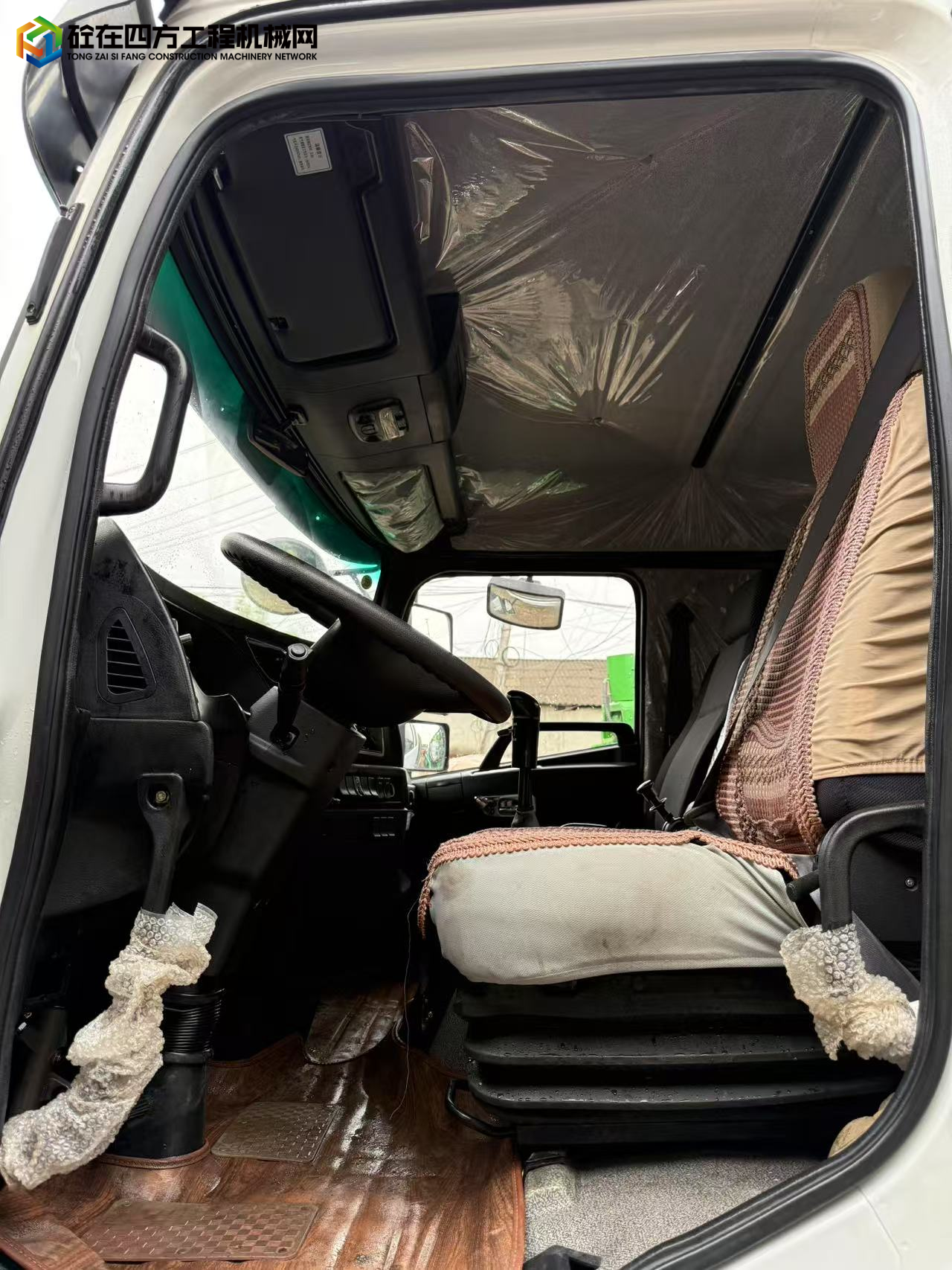 https://images.tongzsf.com/tong/truck_machine/20250521/1682d9e5edd8fc.jpg