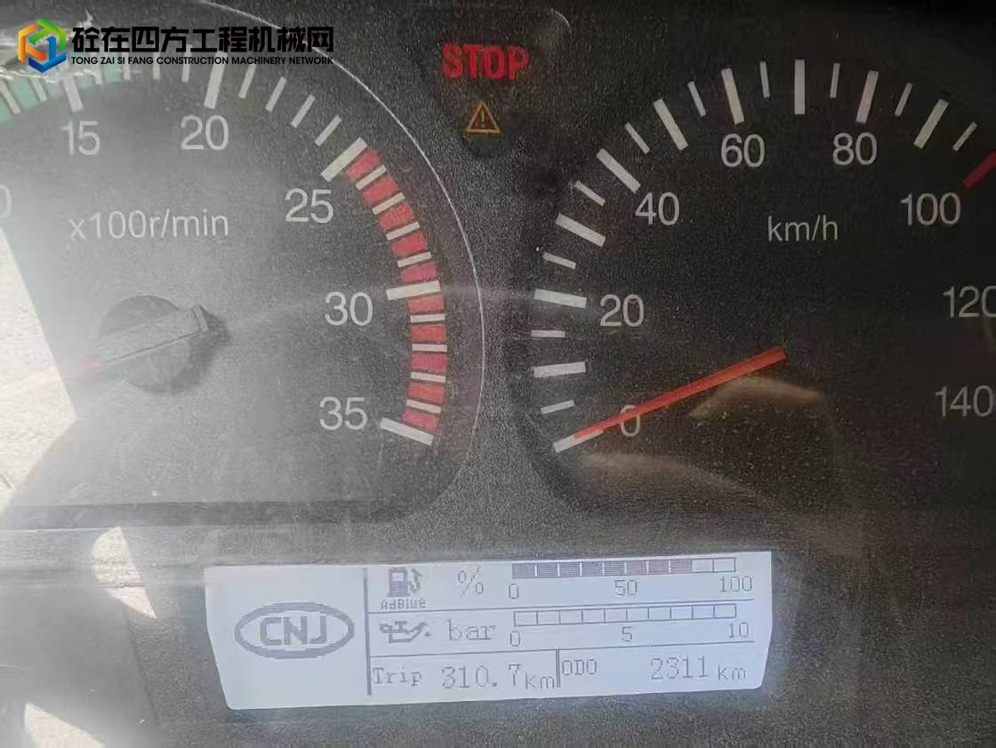 https://images.tongzsf.com/tong/truck_machine/20250521/1682d9e641e299.jpg