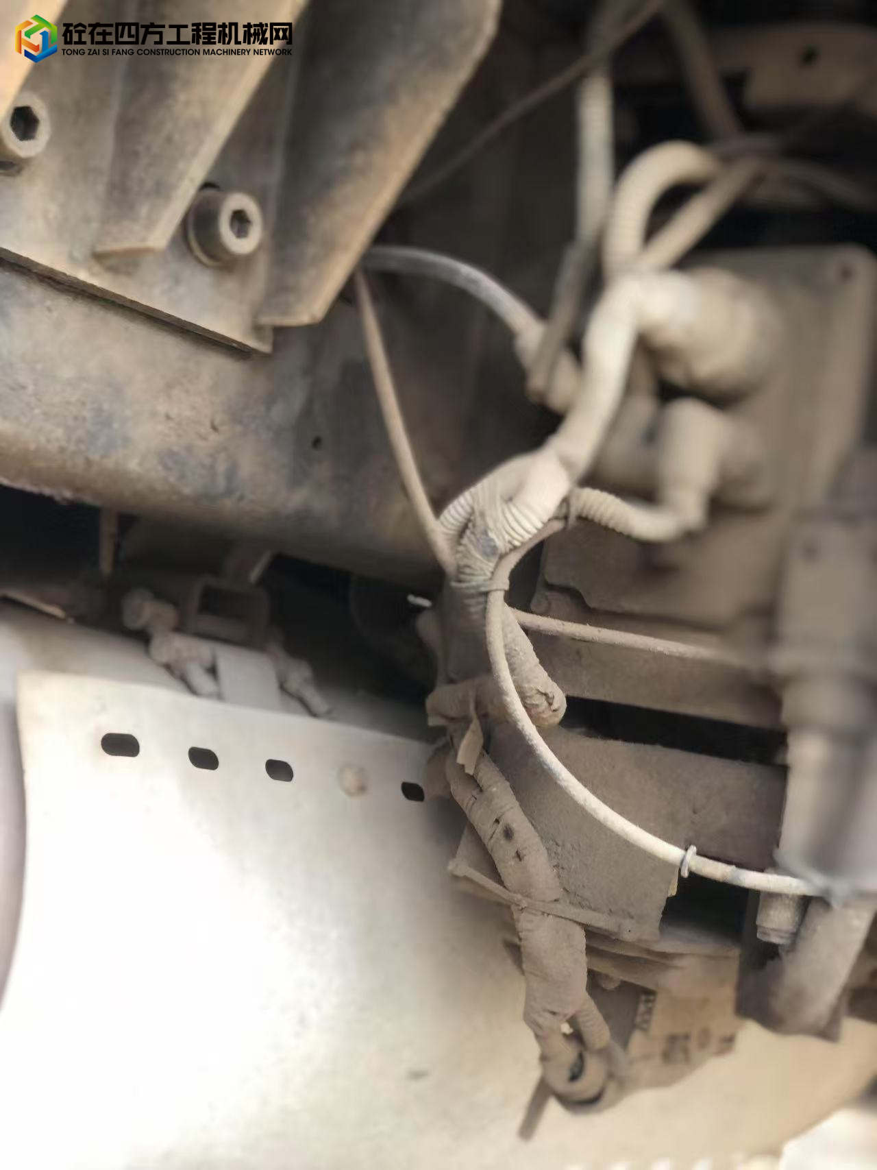 https://images.tongzsf.com/tong/truck_machine/20250521/1682dcff05d127.jpg