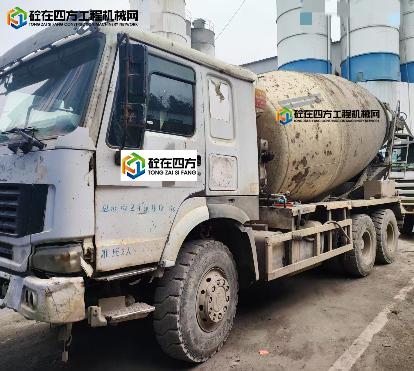 https://images.tongzsf.com/tong/truck_machine/20250523/1682fec94d13fa.jpg